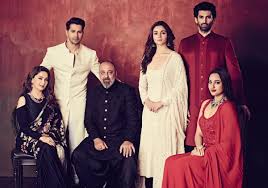 Aditya Roy Kapur Fc On Twitter The Royal Family Adityaroykapur Aliaa08 Varun Dvn Sonakshisinha Madhuridixit Duttsanjay Kalank Biografiya / aditya roy kapur. aditya roy kapur fc on twitter the