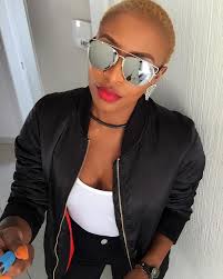 Hence the introduction of her very own quality hair range called hair majesty by dj zinhle. Beauty On Fleek Short Hair Styles Mirrored Sunglasses Women Best Dj