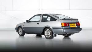 It allows the driver to have full throttle during a turn. Toyota Corolla Gt Ae86 Review Retro Road Test