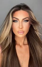 Jackie Riley's Instagram, Twitter & Facebook