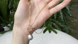 Everything You Need to Know About: Pearls – Shahla Karimi