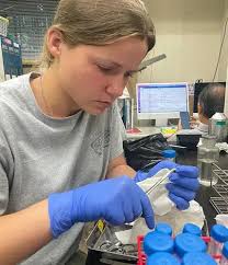 Students Receive New Grant for Travel Abroad Projects