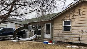 The federal aviation administration of the usa reported that the right engine of the plane. D7z6ieohkkyonm