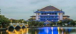 Universitas ini telah memberikan pendidikan yang transformatif selama hampir 150 tahun. 8 Universitas Dengan Jurusan Akuntansi Terbaik Di Indonesia Cpssoft