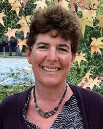 Lori Levitt's Instagram, Twitter & Facebook