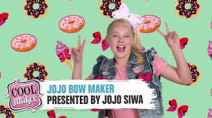 Cardinal games jojo siwa bust a bow dance action game 4.4 out of 5 stars 447. Cool Maker Jojo Siwa Presents The Jojo Bow Maker Youtube