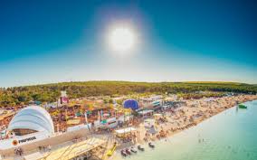 One of the most famous festivals in the history of zrce beach is back! Big Beach Spring Break Zrce Beach Kroatien Born Reisen Ag