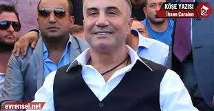 1990'lı yıllara damgasını vurmuş siyasetçi, asker ve yer altı dünyasının önemli ismi aynı masada buluştu. Mafyalar Arasinda Kavga Degil Sistemin Curume Ve Yozlasmasinin Alametleri Ihsan Caralan Evrensel