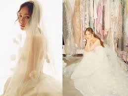 The wedding ceremony was held at a church with actor ki tae young as the officiant. Min Hyo Rin Thanks Fans After Her Wedding With Bigbang S Taeyang