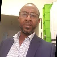 20+ profils pour “Eby”