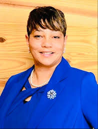 Hilary Dodson's Instagram, Twitter & Facebook