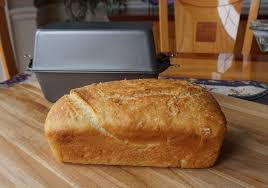 Score with a sharp knife or bread lame. How To Bake No Knead Bread In A Poor Man S Dutch Oven No Mixer No Bread Machine Youtube