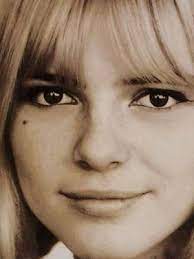 Découvrez nos produits et des chez kinder, nous sommes pour les petits moments. France Gall Laut De Band