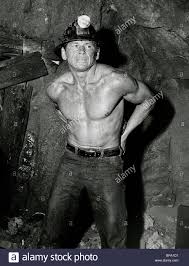 8,887 likes · 44 talking about this. Charles Bronson Mann Mit Einer Kamera 1958 Stockfotografie Alamy