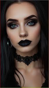 Desiree Jamison's Instagram, Twitter & Facebook