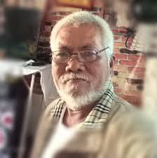 Kasama ni Medialdea si Sen. Robin Padilla na magsisilbing guardian niya!😞  Video in comments Photo: Screengrab from GMA News