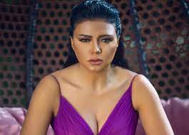 أكدت الفنانة رانيا يوسف، عبر حسابها على موقع إنستغرام، أمس الاثنين، خبر انفصالها عن زوجها الثالث المهندس طارق عزب. Ø£Ø­Ø¯Ù‡Ù…Ø§ Ø¨ÙƒØ¨Ø±Ù‡Ø§ Ø¨Ù€25 Ø³Ù†Ø© ÙˆØ¢Ø®Ø± Ù†ØµØ§Ø¨ ØªØ¹Ø±Ù Ø¹Ù„Ù‰ Ø²ÙŠØ¬Ø§Øª Ø±Ø§Ù†ÙŠØ§ ÙŠÙˆØ³Ù ÙˆØ¹Ù…Ø±Ù‡Ø§ Ø§Ù„Ø­Ù‚ÙŠÙ‚ÙŠ ØµÙˆØ± Ø§Ù„ÙÙ† Ø¬Ø±ÙŠØ¯Ø© Ø§Ù„Ø·Ø±ÙŠÙ‚