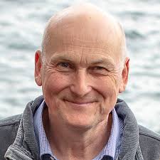 Prof Thompson, Prof Galloway,Prof Lindeque : 1. Following Their Curiosity