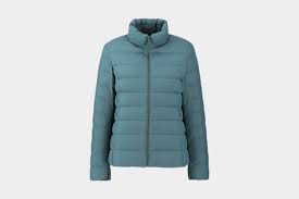 It is enough to withstand light rain and snow, but can't promise to keep you dry in a monsoon. Uniqlo Ultra Light Down Jacket Review Pack Hacker