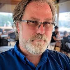 Pat Gwinn's Instagram, Twitter & Facebook