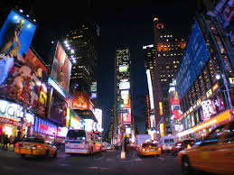 In time, it has become the symbol of this vibrant metropolis, with its huge, illuminated advertising when night falls, the lights of times square illuminate the city, and locals and tourists alike are totally enchanted by the city's most famous square. New York Times Square Hd Wallpaper Wallpaper Flare