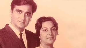 When Sunil Dutt revealed saving Nargis from fire wasn't why he fell for  her: 'I would have have saved anyone'