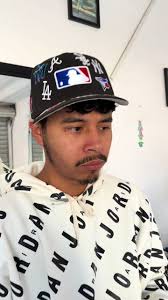 Nunca tenemos jente literal.🤣💈 @Wersoman @ELL ISAAC OFICIAL