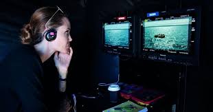 Based on the new york times bestselling book 'unbroken: Unbroken Angelina Jolie Reveals She Cast Jack O Connell Because There Was Something About The Way He Carried Himself Mirror Online