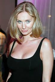 Ale nie będzie to tvn. Agnieszka Wozniak Starak Zmniejszyla Piersi Zdjecie W Bikini Po Operacji