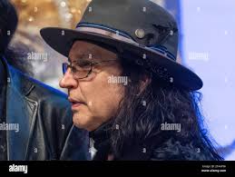 Eric singer kiss hi-res stock photography and images