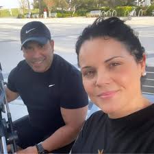 Dropping 70 lbs after 40 has been awesome, but wearing a bikini is surreal!  You can call me #bahamamama 👙