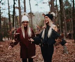 Pinterest Courtellingham Bff Photoshoot Best Friends Shoot Friend Photoshoot