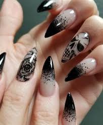 Skulls N Roses By Oli123 From Nail Art Gallery With Images Black Nail Designs Gothic Nails Gothic Nail Art