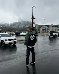 Max Topham (@maxxtopham) • Instagram photos and videos