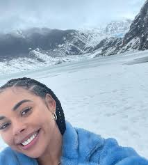 I'm spending another birthday during Covid, and though there's not much to  do I'm so thankful. My friends serenaded me this morning and I have more  coming to celebrate life with me.