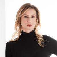 Lori Gregoire's Instagram, Twitter & Facebook