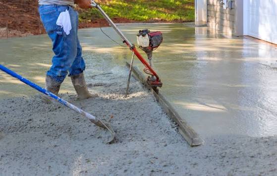 Smooth concrete bricks