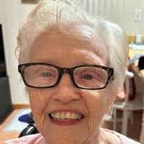 Lolita Wright's Instagram, Twitter & Facebook