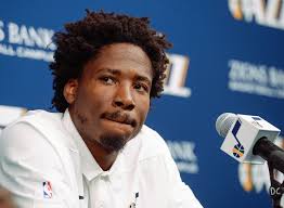 Ed Davis fractures fibula, to miss at least four weeks