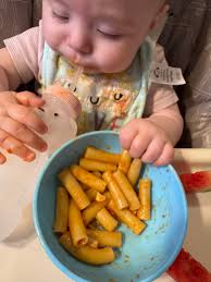 Girl loves her food 😂