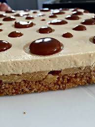 Entremets Caramel Beurre Sale Pommes Et Sable Breton Gourmandises Et Claire Sables Breton Croquant Au Chocolat Desserts Aux Fruits