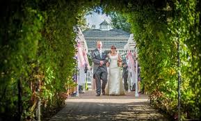 Winters barns is an unforgettable wedding venue in the heart of the beautiful kent countryside. The Wedding Aisle Picture Of The Old Kent Barn Swingfield Tripadvisor