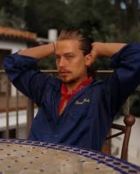 Pin By Goksu On Cole Sprouse Cole Sprouse Cole M Sprouse Dylan And Cole