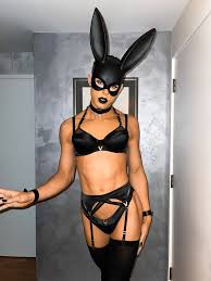 ararity OnlyFans - Creator Profile - Fleshbot