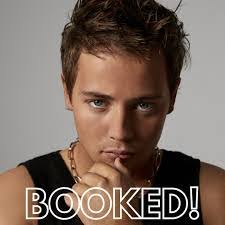 Lee Halley's Instagram, Twitter & Facebook