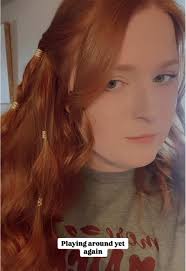 Divertidas Ideas de Look para Pelirojas