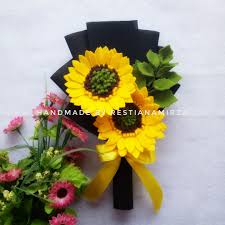 Come back with me titiz craftthis time i made a rose flower tutorial, it's really easy, you guys don't use complicated.you all can make it, chayo 😁😁😁. Halaman Download Buket Bunga Matahari Flanel Kado Wisuda Murah Desain Kerajin