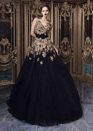 Pin By Barbara Quast Interior Design On Fashion Gowns Baroque Fashion Beautiful Gowns