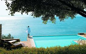 Ihr Wollt Den Reinen Luxus Dann Werden Euch Diese Hotelzimmer Mit Eigenem Pool In Griechenland Gefa Hotels In Griechenland Hotel Mit Privatpool Urlaub Spanien