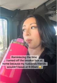 Time to go ! #funny #tomyhusband #trending #electrical #wifimoney #mom  #wendy #trending #fy #foryoupage #parati #howtotiktok #reminiscing  #nostalgia #nostalgic